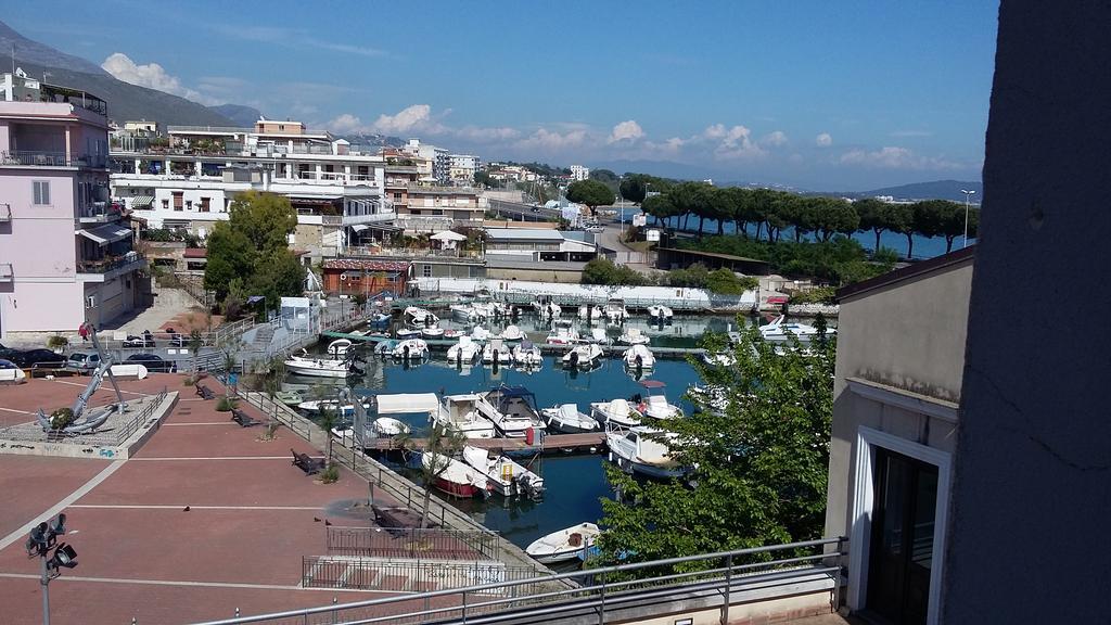 Casa Vacanze Torre Di Mola Formia Zewnętrze zdjęcie